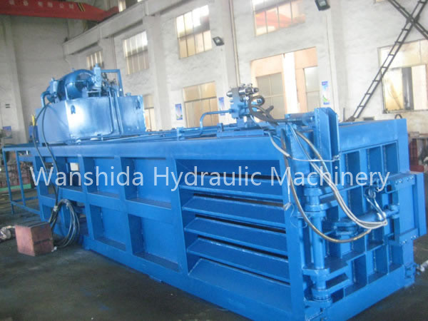 Y82 series of horizontal manual-belting balers Y82 series of horizontal manual-belting balers